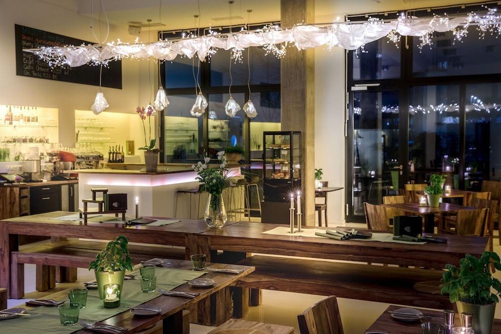 Almodovar - Biohotel Berlijn